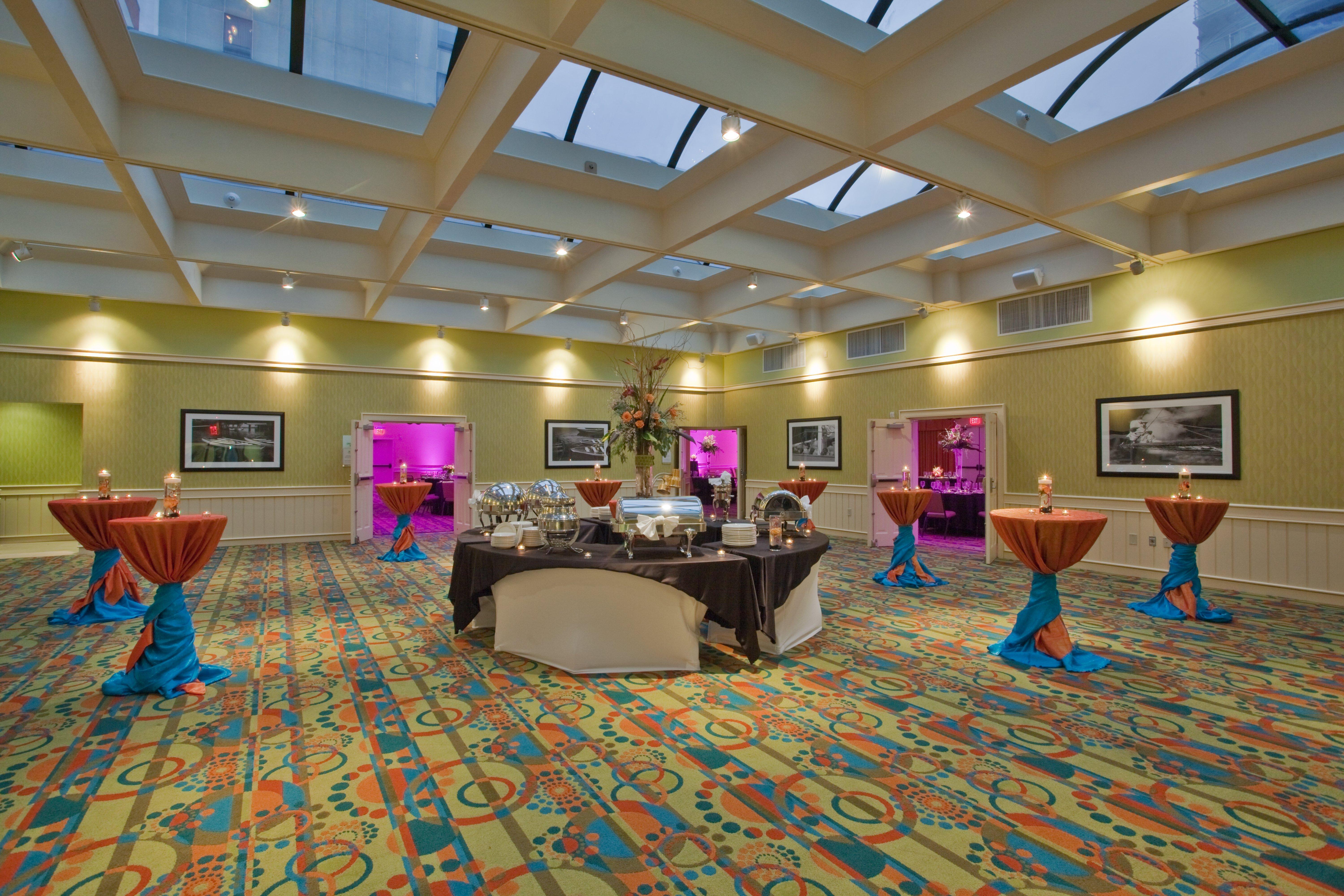 Holiday Inn & Suites Virginia Beach - North Beach By Ihg Buitenkant foto