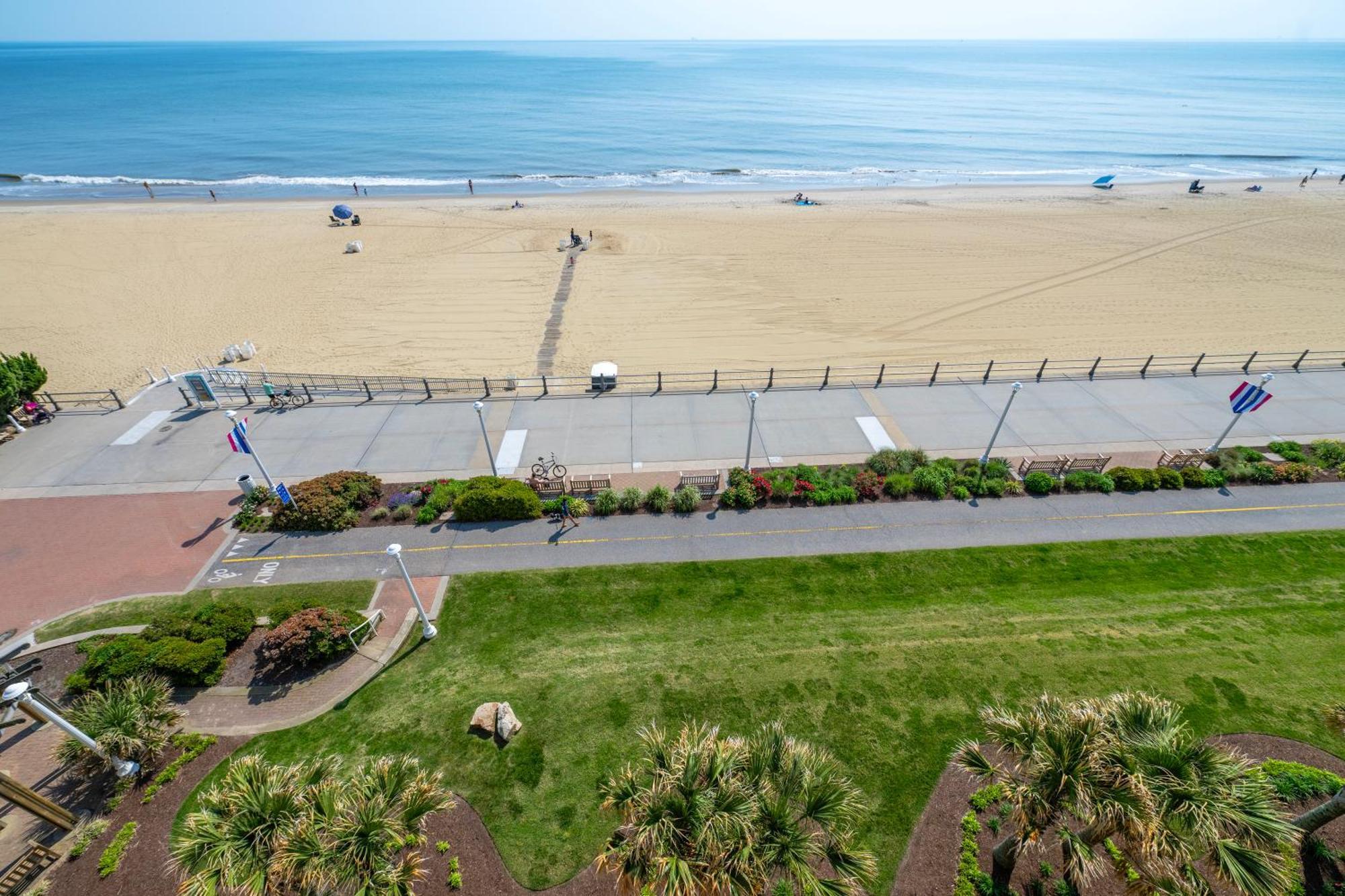 Holiday Inn & Suites Virginia Beach - North Beach By Ihg Buitenkant foto